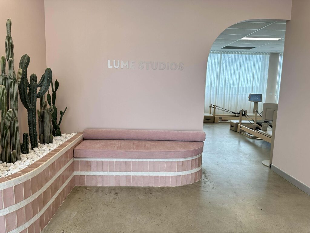 received_1399325794960673